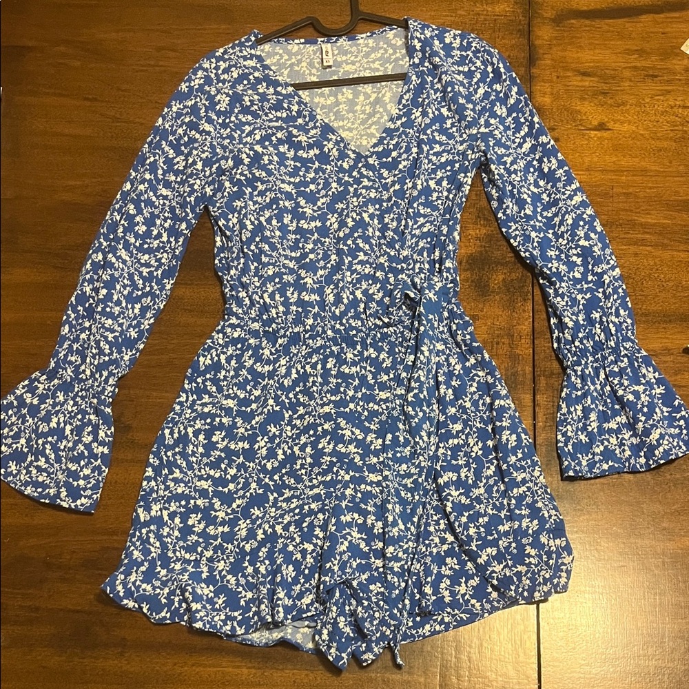 Elegant Fb Sister Blue White Floral Women's Romper Skort Front Side Tie